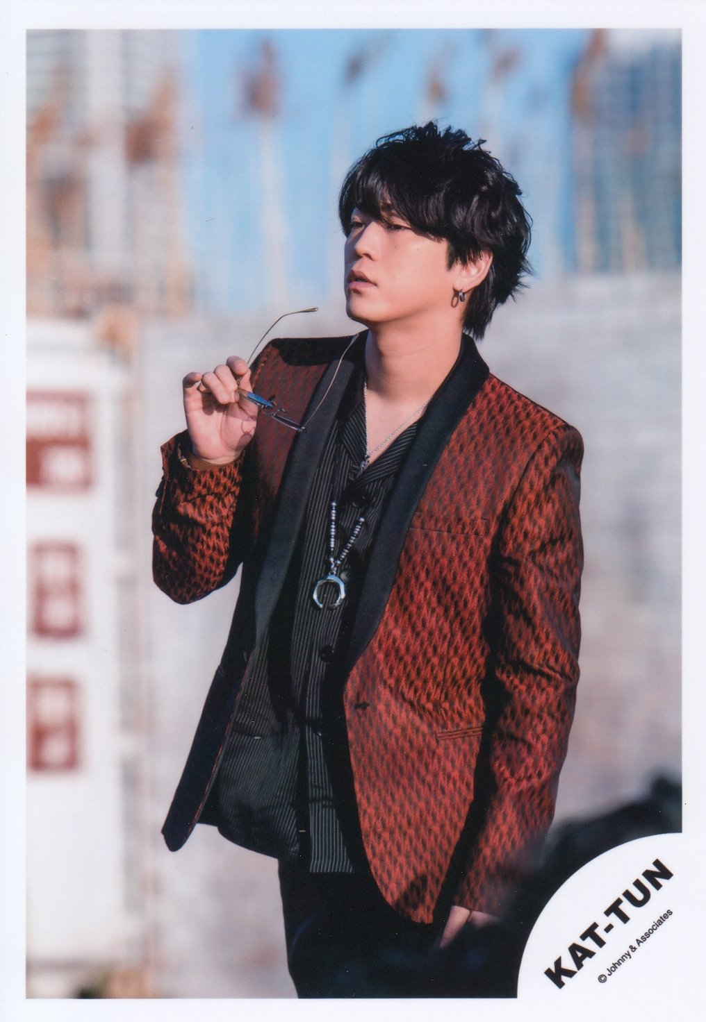 Amazon.co.jp: KAT-TUN 公式生写真 （亀梨和也）KA00078 : Toys & Games